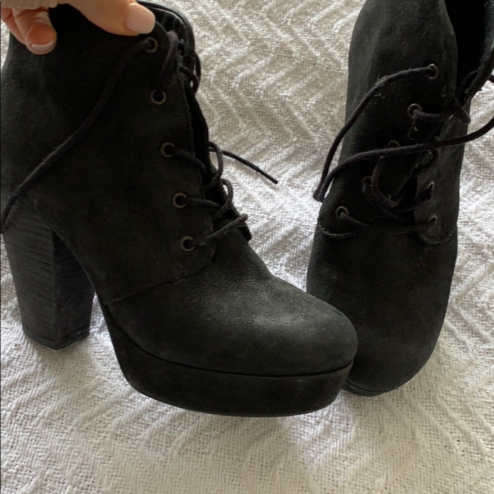 Boot heels